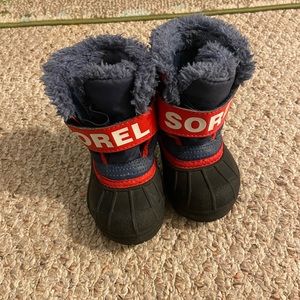 Toddler size 5 Sorel winter boots